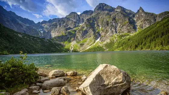 Morskie Oko szlak: ile km, ile czasu? Planuj wycieczkę idealnie!
